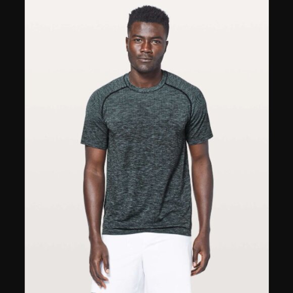 Lululemon Athletica Metal Vent Tech Short Sleeve Pacific Breeze Black XL $68.00 - Picture 1 of 8